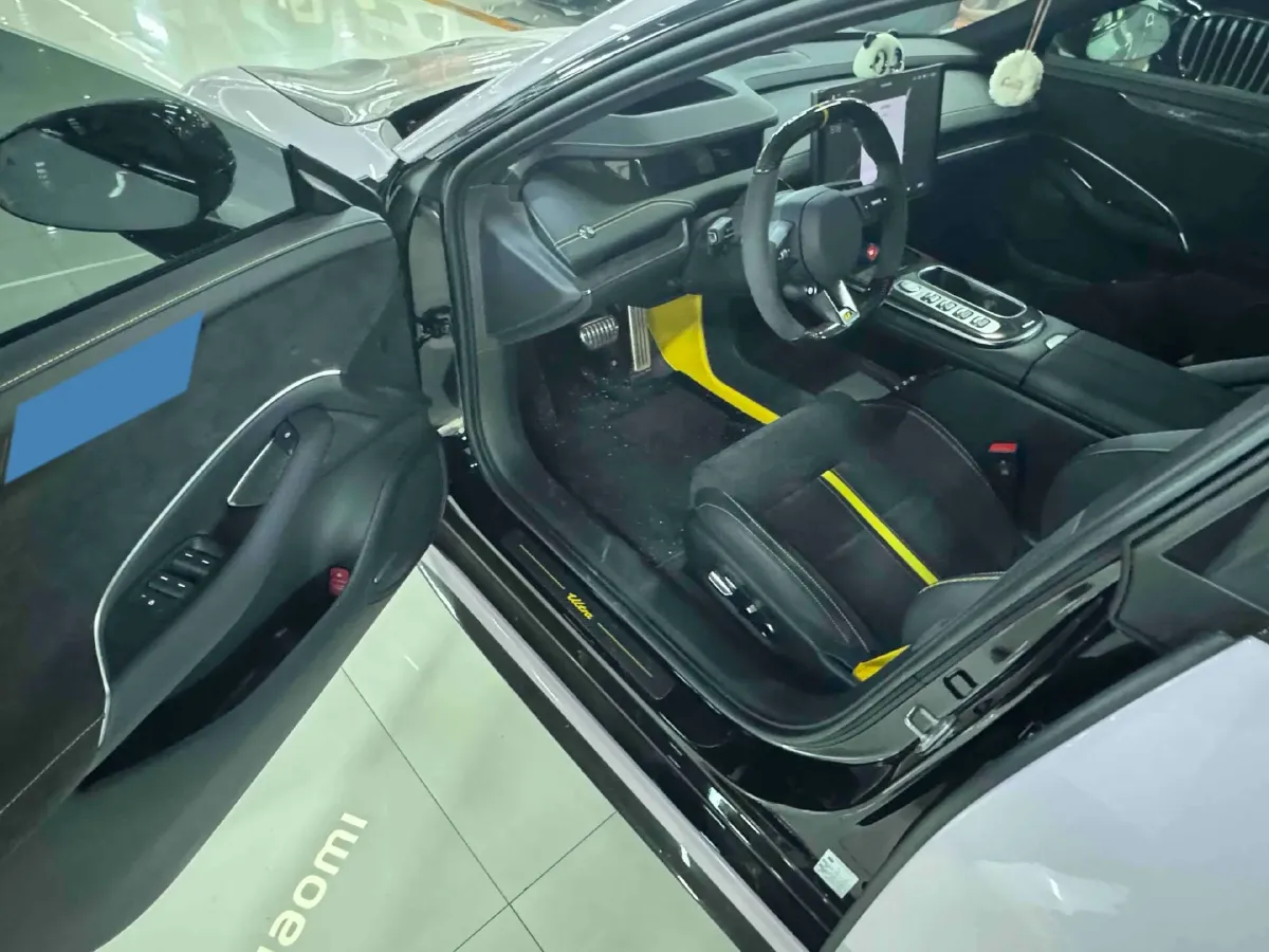 2025 MI SU7 Ultra BEV 93.7KWH,autocango,china used car exporter,china ev exporter,chinese used car exporter,chinese used ev exporter