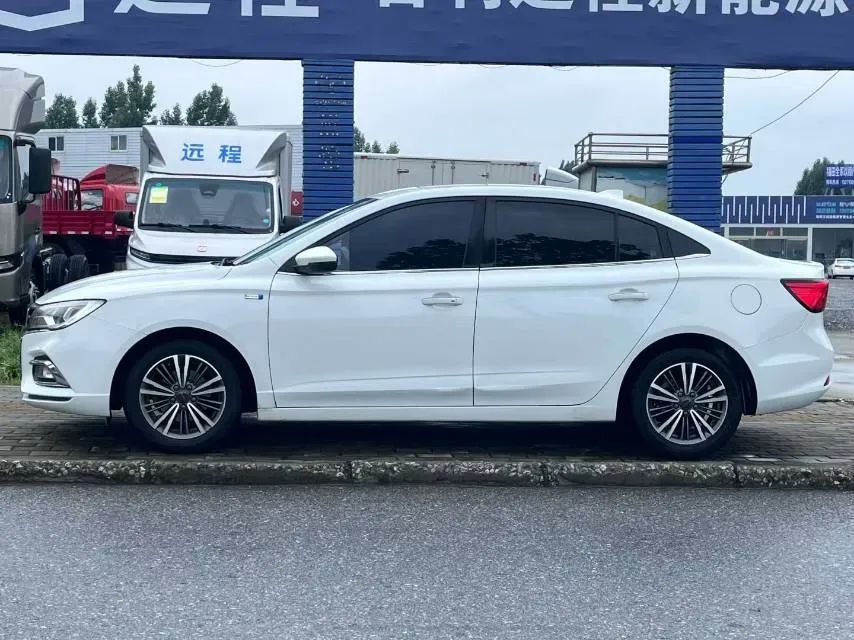 2019 Roewe i5 1.5L 120HP L4 5MT,autocango,china used car exporter,china ev exporter,chinese used car exporter,chinese used ev exporter