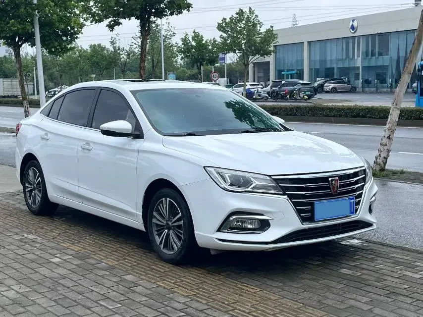 2019 Roewe i5 1.5L 120HP L4 5MT,autocango,china used car exporter,china ev exporter,chinese used car exporter,chinese used ev exporter