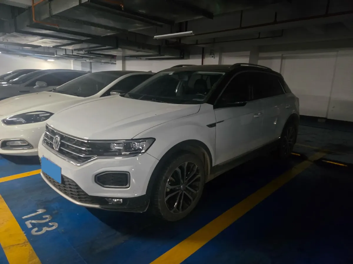 2020 Volkswagen T-Roc 1.4T 150HP L4 7DCT,autocango,china used car exporter,china ev exporter,chinese used car exporter,chinese used ev exporter