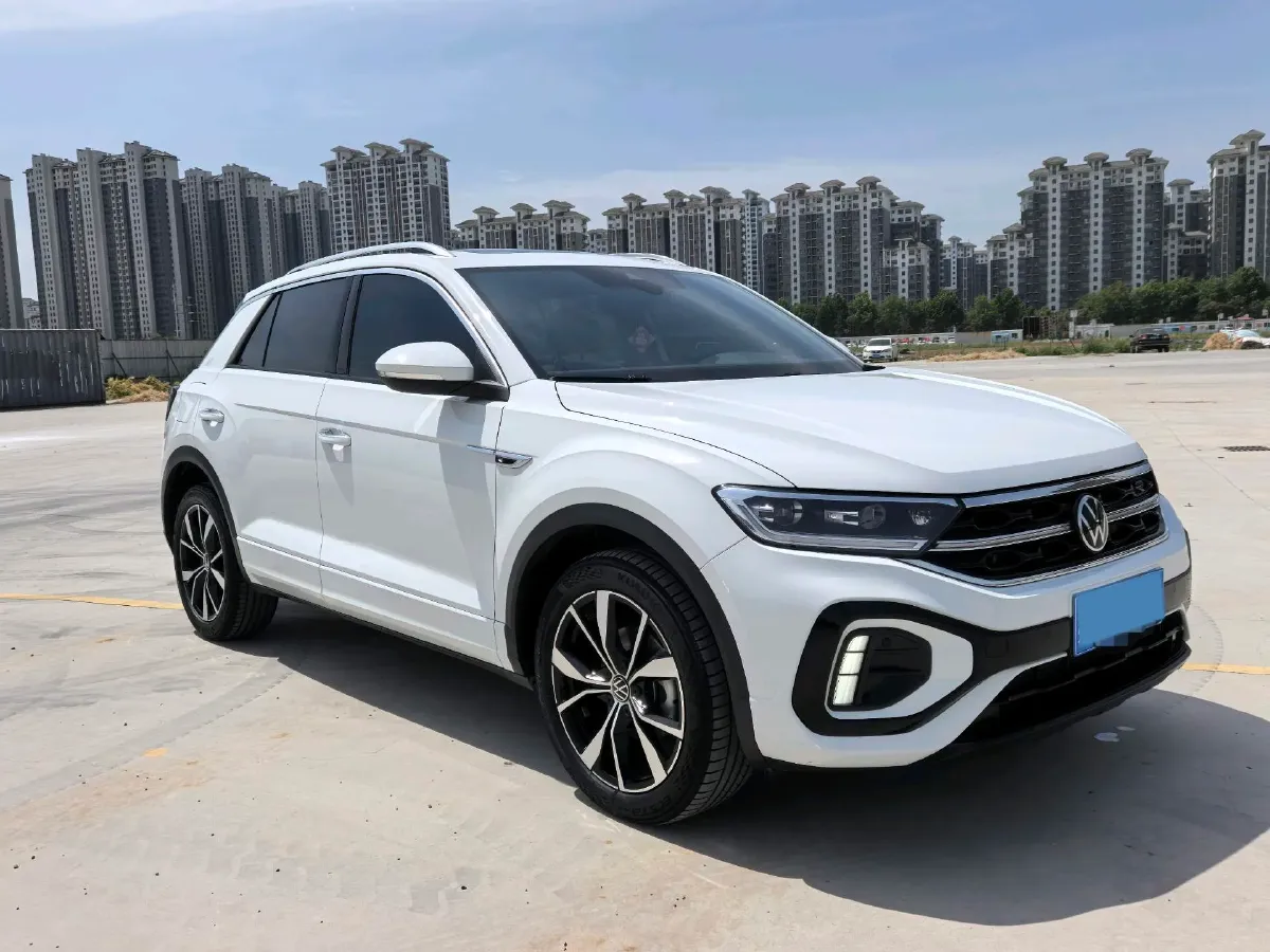 2023 Volkswagen T-Roc 1.5T 160HP L4 7DCT,autocango,china used car exporter,china ev exporter,chinese used car exporter,chinese used ev exporter