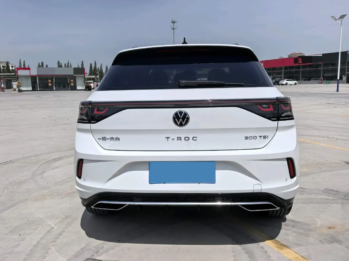2023 Volkswagen T-Roc 1.5T 160HP L4 7DCT,autocango,china used car exporter,china ev exporter,chinese used car exporter,chinese used ev exporter