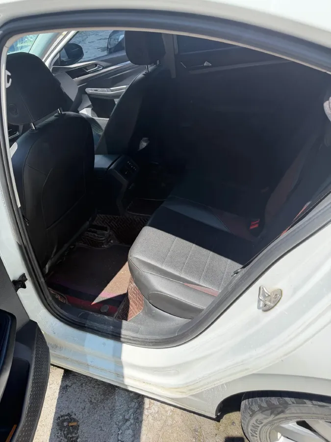 2021 Volkswagen Bora 1.5L 113HP L4 6AT,autocango,china used car exporter,china ev exporter,chinese used car exporter,chinese used ev exporter