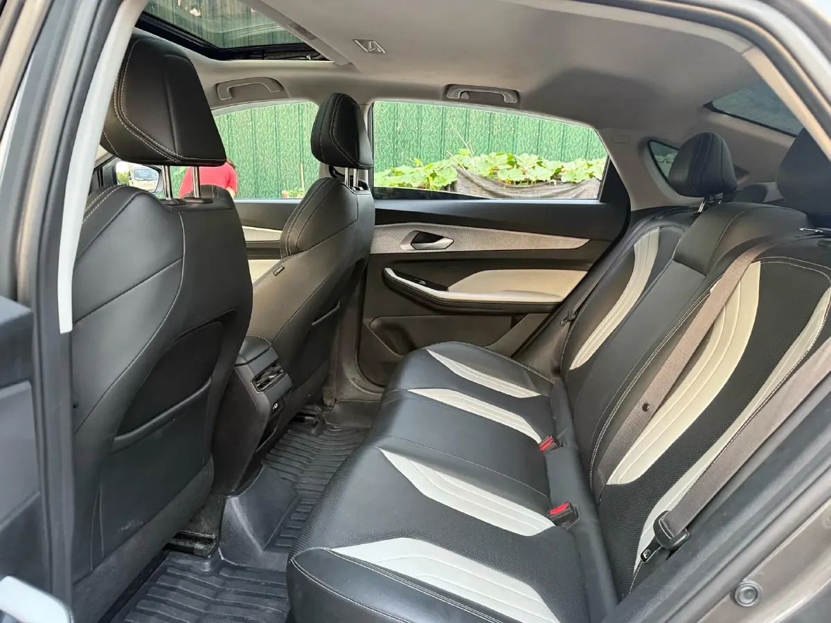 2024 Geely Binray 1.5T 181HP L4 7DCT,autocango,china used car exporter,china ev exporter,chinese used car exporter,chinese used ev exporter