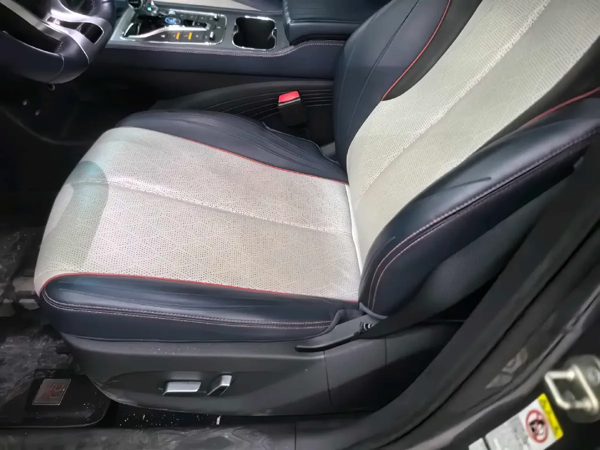 2022 Foton Grand General G7 2.0T 238HP L4 8AT,autocango,china used car exporter,china ev exporter,chinese used car exporter,chinese used ev exporter