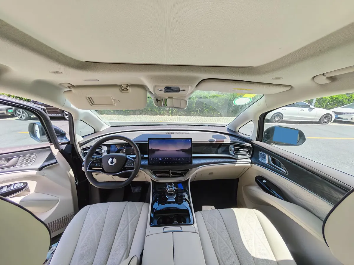 2024 Denza D9 1.5T 139HP L4 E-CVT PHEV 40KWH,autocango,china used car exporter,china ev exporter,chinese used car exporter,chinese used ev exporter