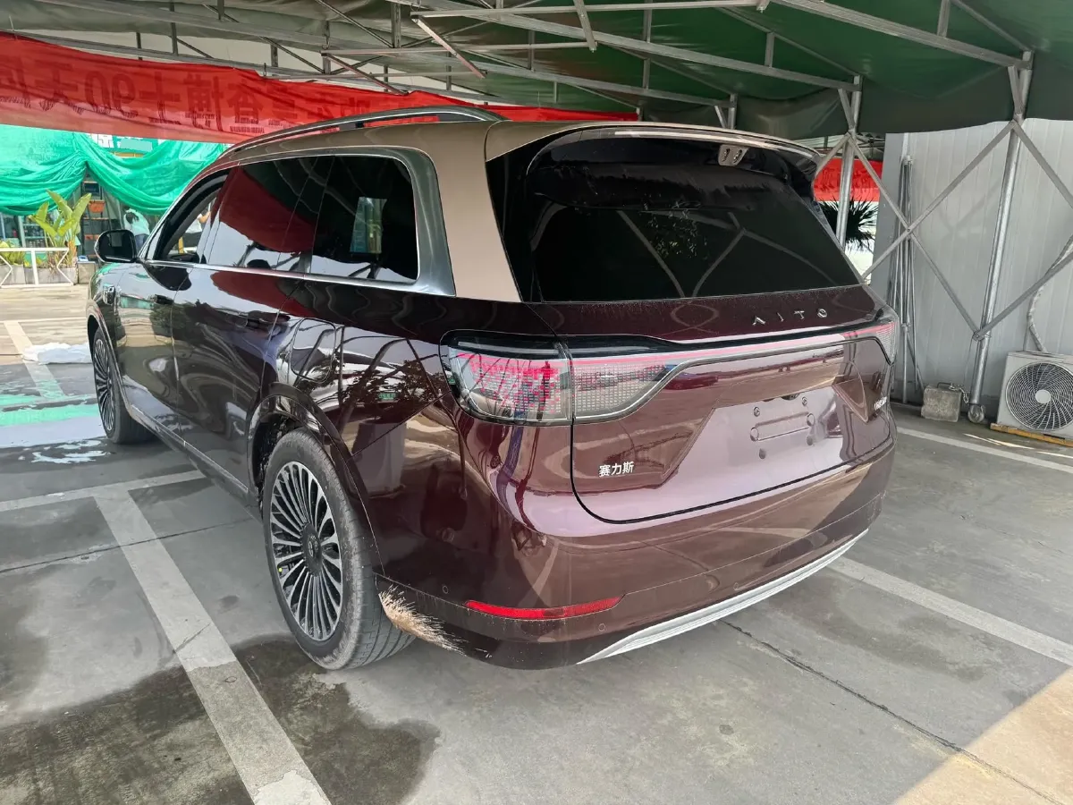 2025 AITO AITO M9 REEV 160HP REEV 52KWH,autocango,china used car exporter,china ev exporter,chinese used car exporter,chinese used ev exporter