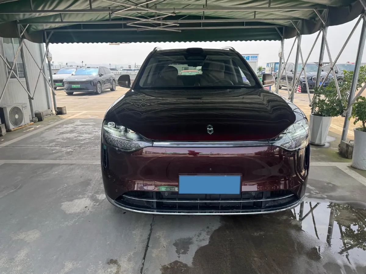 2025 AITO AITO M9 REEV 160HP REEV 52KWH,autocango,china used car exporter,china ev exporter,chinese used car exporter,chinese used ev exporter