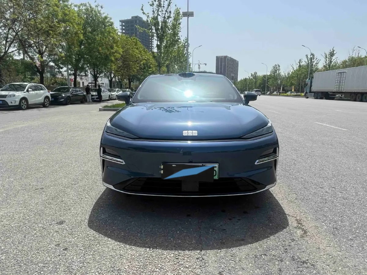 2025 Geely Galaxy Starshine 8 1.5T 163HP L4 3DHT PHEV 27.69KWH,autocango,china used car exporter,china ev exporter,chinese used car exporter,chinese used ev exporter