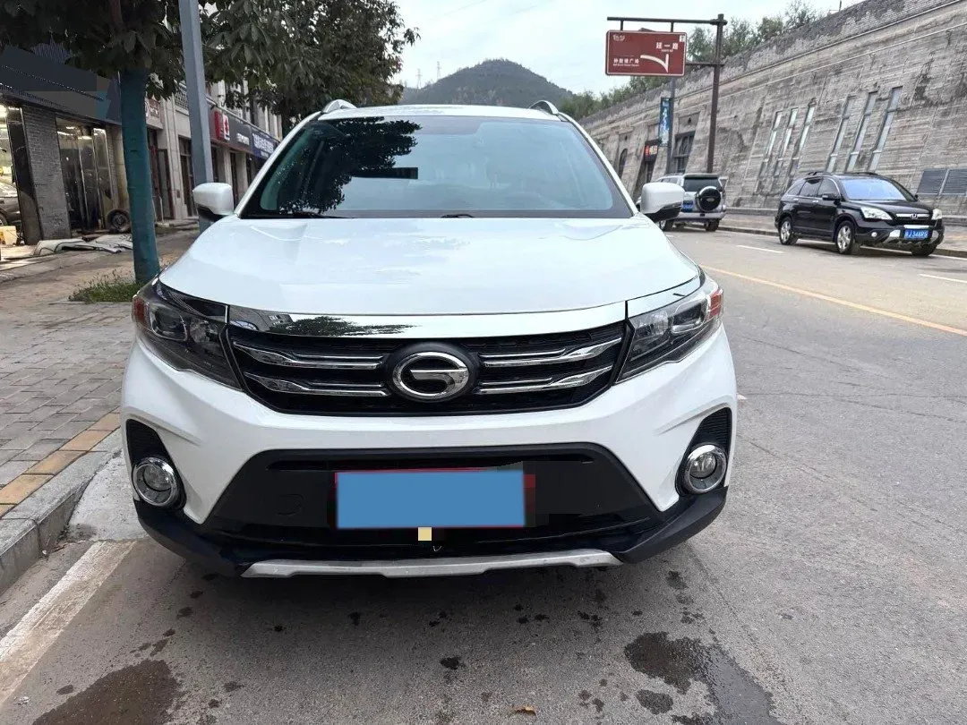 2017 GAC Trumpchi GS3 1.5L 114HP L4 5MT,autocango,china used car exporter,china ev exporter,chinese used car exporter,chinese used ev exporter
