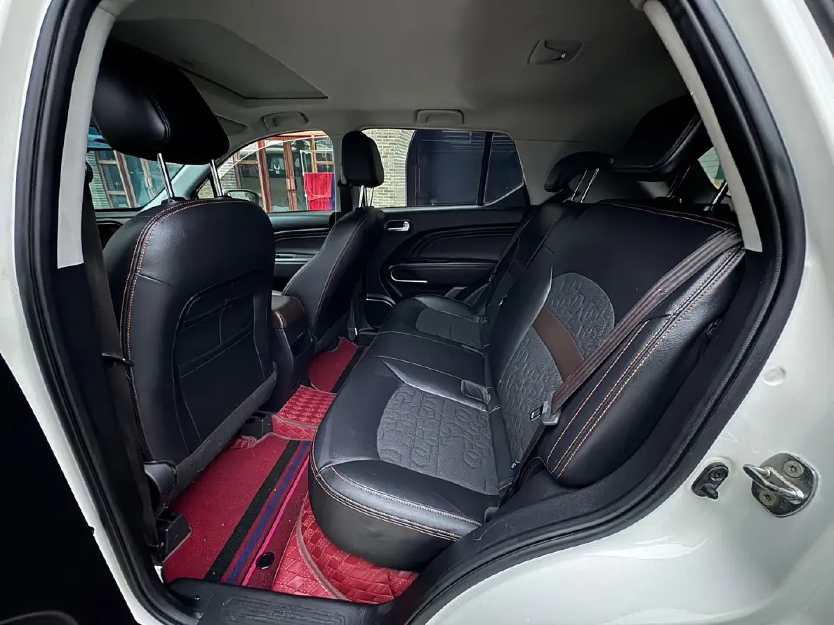 2017 GAC Trumpchi GS3 1.5L 114HP L4 5MT,autocango,china used car exporter,china ev exporter,chinese used car exporter,chinese used ev exporter