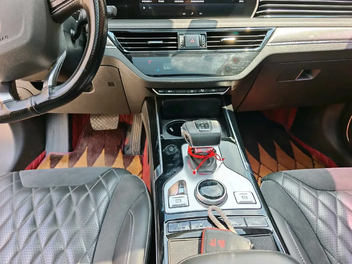 2019 HongQi HS5 2.0T 224HP L4 6AT,autocango,china used car exporter,china ev exporter,chinese used car exporter,chinese used ev exporter