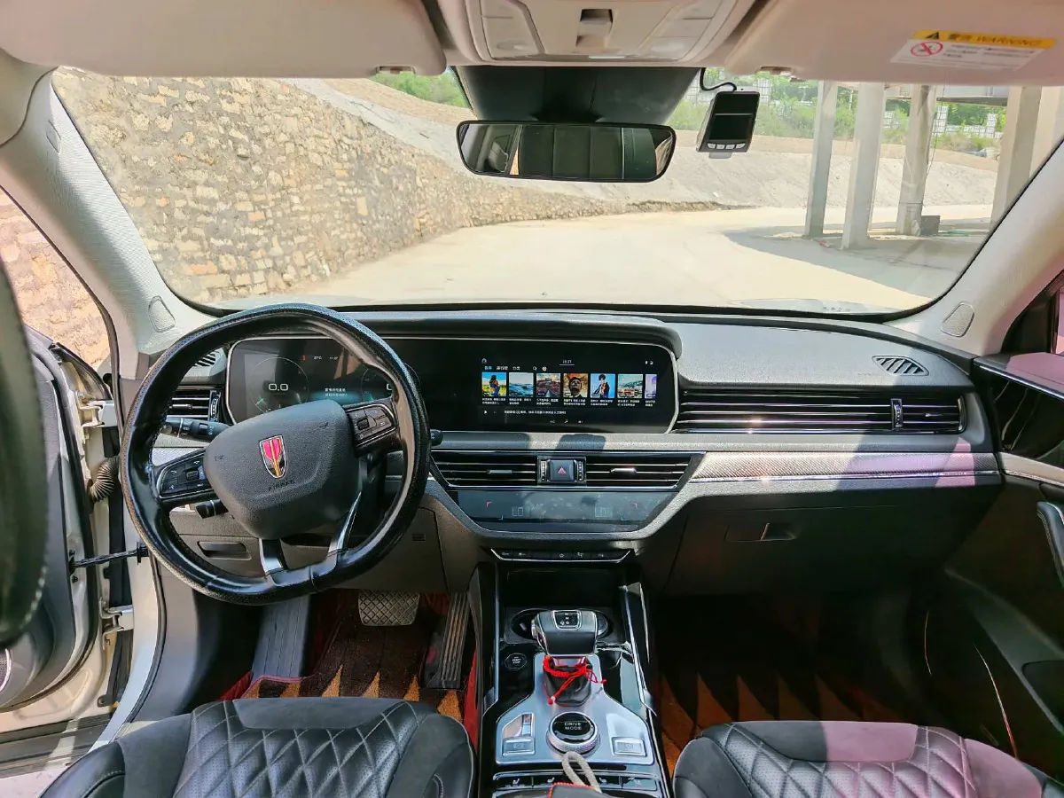 2019 HongQi HS5 2.0T 224HP L4 6AT,autocango,china used car exporter,china ev exporter,chinese used car exporter,chinese used ev exporter