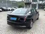 2025 HongQi E-QM5 BEV