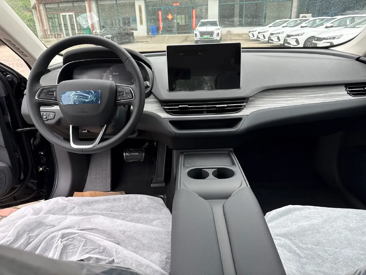 2025 HongQi E-QM5 BEV,autocango,china used car exporter,china ev exporter,chinese used car exporter,chinese used ev exporter