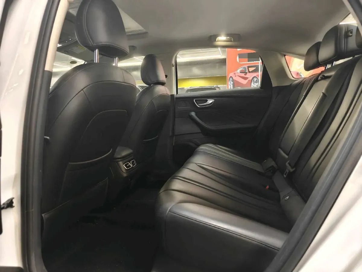 2023 Roewe D7 1.5L 112HP L4 1DHT PHEV 21.4KWH,autocango,china used car exporter,china ev exporter,chinese used car exporter,chinese used ev exporter