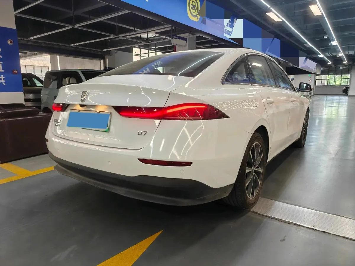 2023 Roewe D7 1.5L 112HP L4 1DHT PHEV 21.4KWH,autocango,china used car exporter,china ev exporter,chinese used car exporter,chinese used ev exporter
