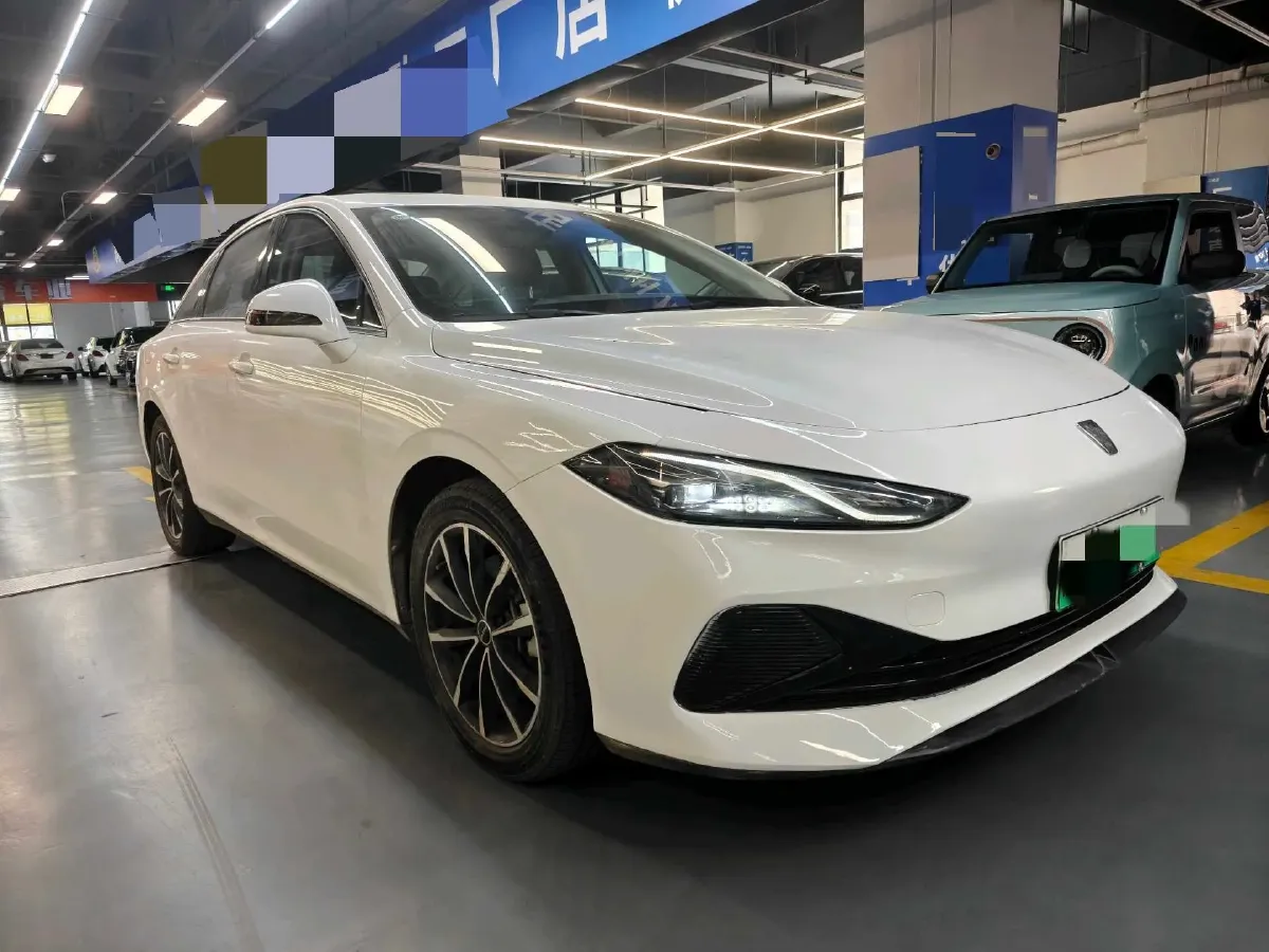 2023 Roewe D7 1.5L 112HP L4 1DHT PHEV 21.4KWH,autocango,china used car exporter,china ev exporter,chinese used car exporter,chinese used ev exporter