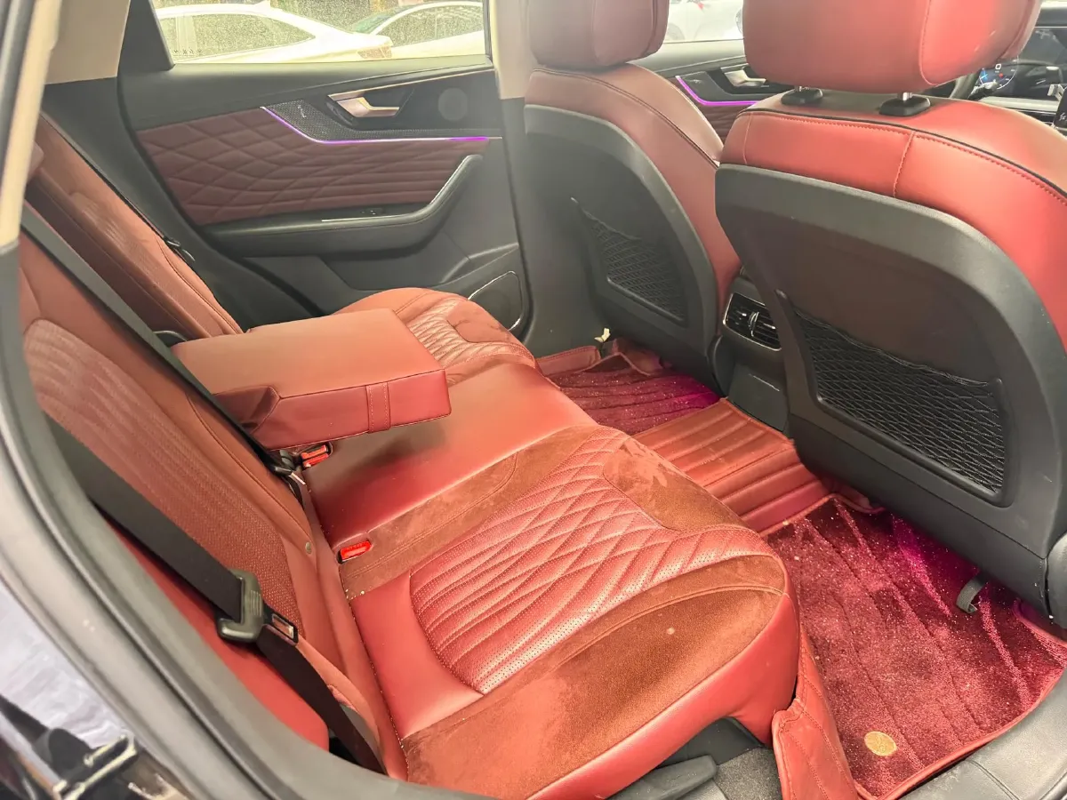 2022 HongQi HS5 2.0T 224HP L4 6AT,autocango,china used car exporter,china ev exporter,chinese used car exporter,chinese used ev exporter