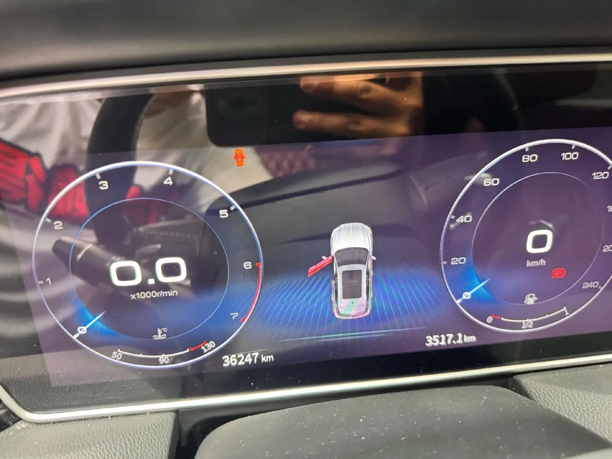 2022 HongQi HS5 2.0T 224HP L4 6AT,autocango,china used car exporter,china ev exporter,chinese used car exporter,chinese used ev exporter