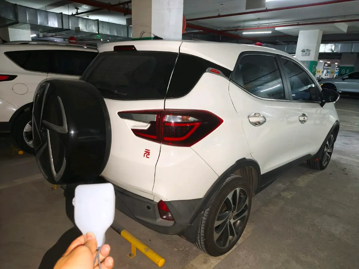 2017 BYD Yuan 1.5L 109HP L4 6DCT,autocango,china used car exporter,china ev exporter,chinese used car exporter,chinese used ev exporter