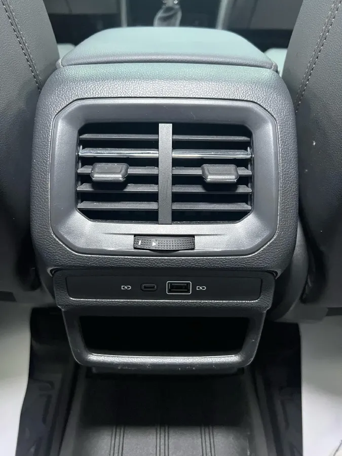 2021 Volkswagen Tharu 1.4T 150HP L4 7DCT,autocango,china used car exporter,china ev exporter,chinese used car exporter,chinese used ev exporter