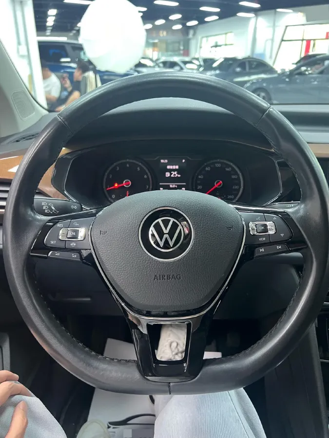 2021 Volkswagen Tharu 1.4T 150HP L4 7DCT,autocango,china used car exporter,china ev exporter,chinese used car exporter,chinese used ev exporter