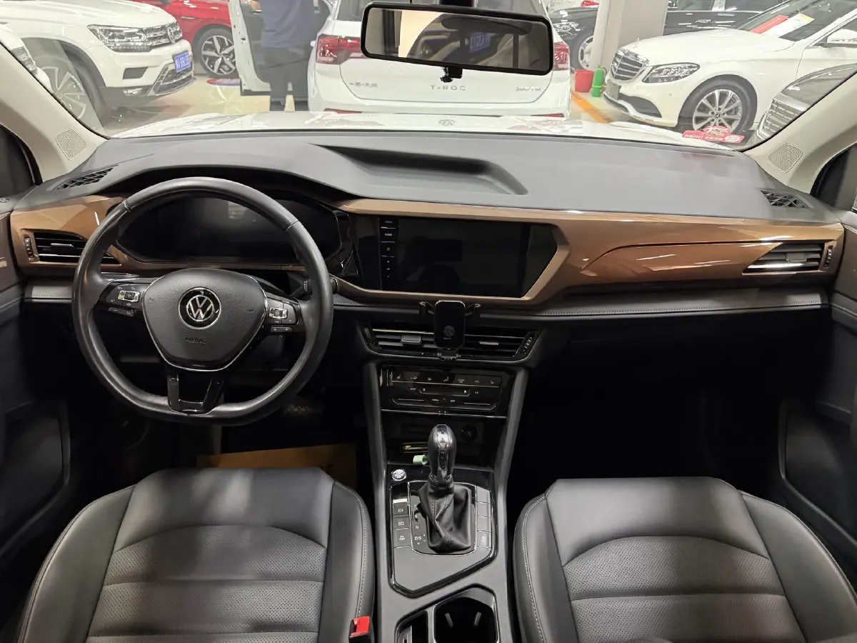 2022 Volkswagen Tharu 1.4T 150HP L4 7DCT,autocango,china used car exporter,china ev exporter,chinese used car exporter,chinese used ev exporter