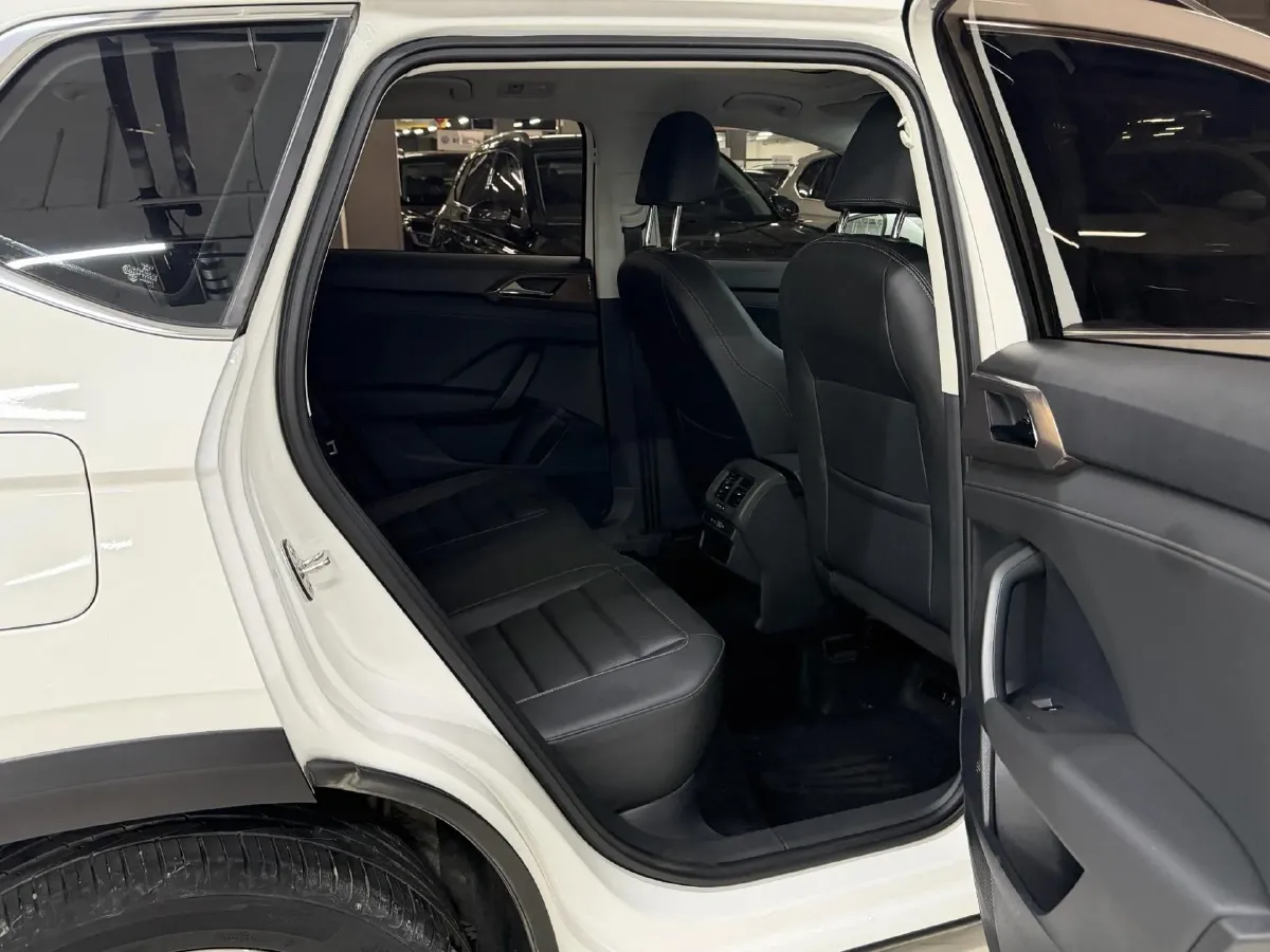 2022 Volkswagen Tharu 1.4T 150HP L4 7DCT,autocango,china used car exporter,china ev exporter,chinese used car exporter,chinese used ev exporter