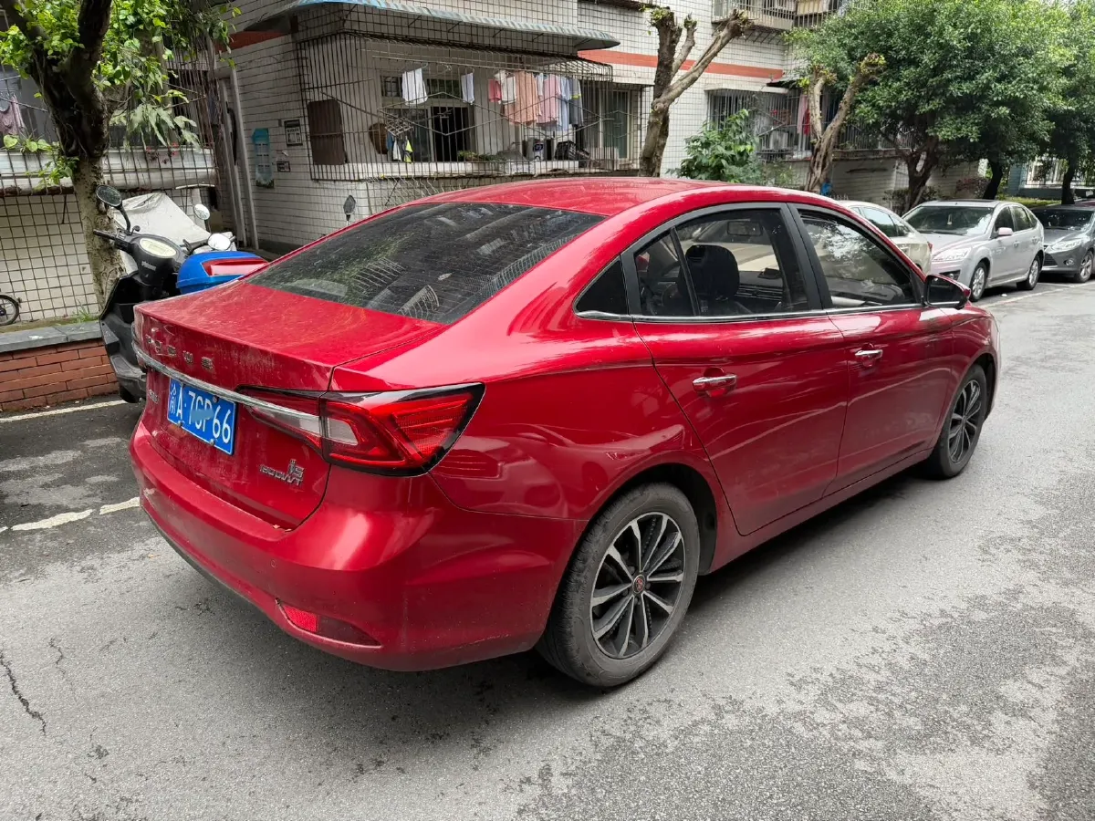 2020 Roewe i5 1.5L 120HP L4 CVT,autocango,china used car exporter,china ev exporter,chinese used car exporter,chinese used ev exporter
