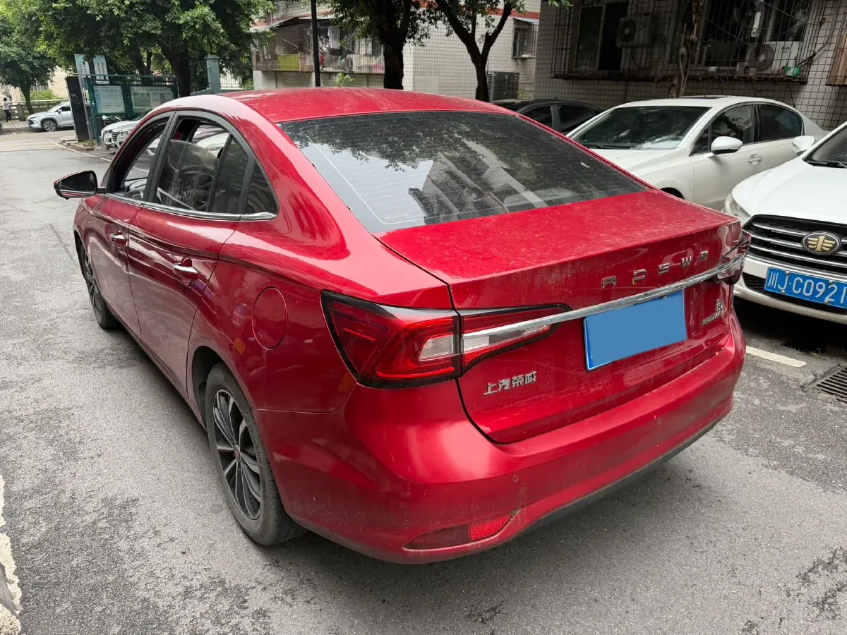 2020 Roewe i5 1.5L 120HP L4 CVT,autocango,china used car exporter,china ev exporter,chinese used car exporter,chinese used ev exporter