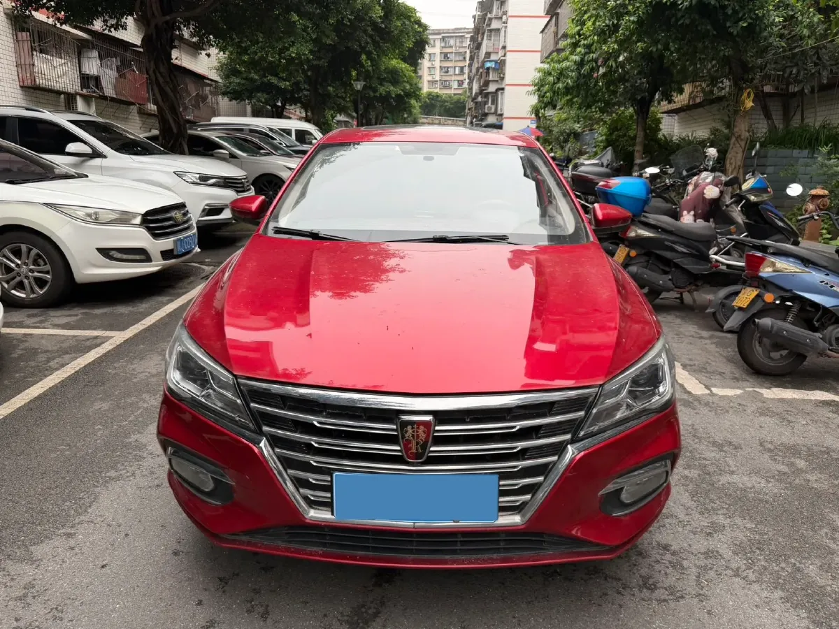 2020 Roewe i5 1.5L 120HP L4 CVT,autocango,china used car exporter,china ev exporter,chinese used car exporter,chinese used ev exporter