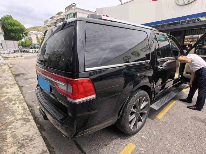 2016 Lincoln Navigator 3.5T 355HP V6 6AT,autocango,china used car exporter,china ev exporter,chinese used car exporter,chinese used ev exporter