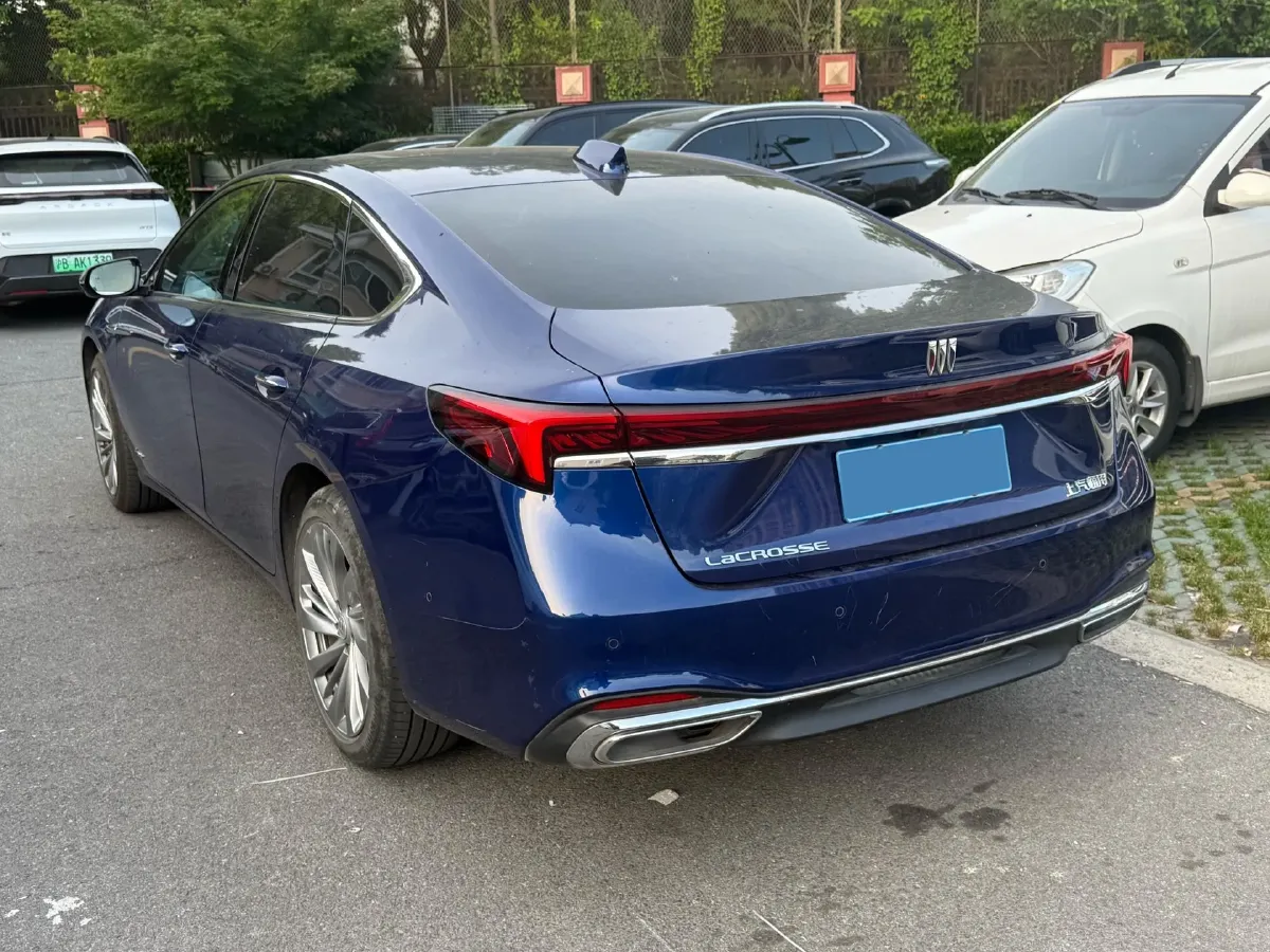 2023 Buick Larcosse 2.0T 237HP L4 9AT,autocango,china used car exporter,china ev exporter,chinese used car exporter,chinese used ev exporter