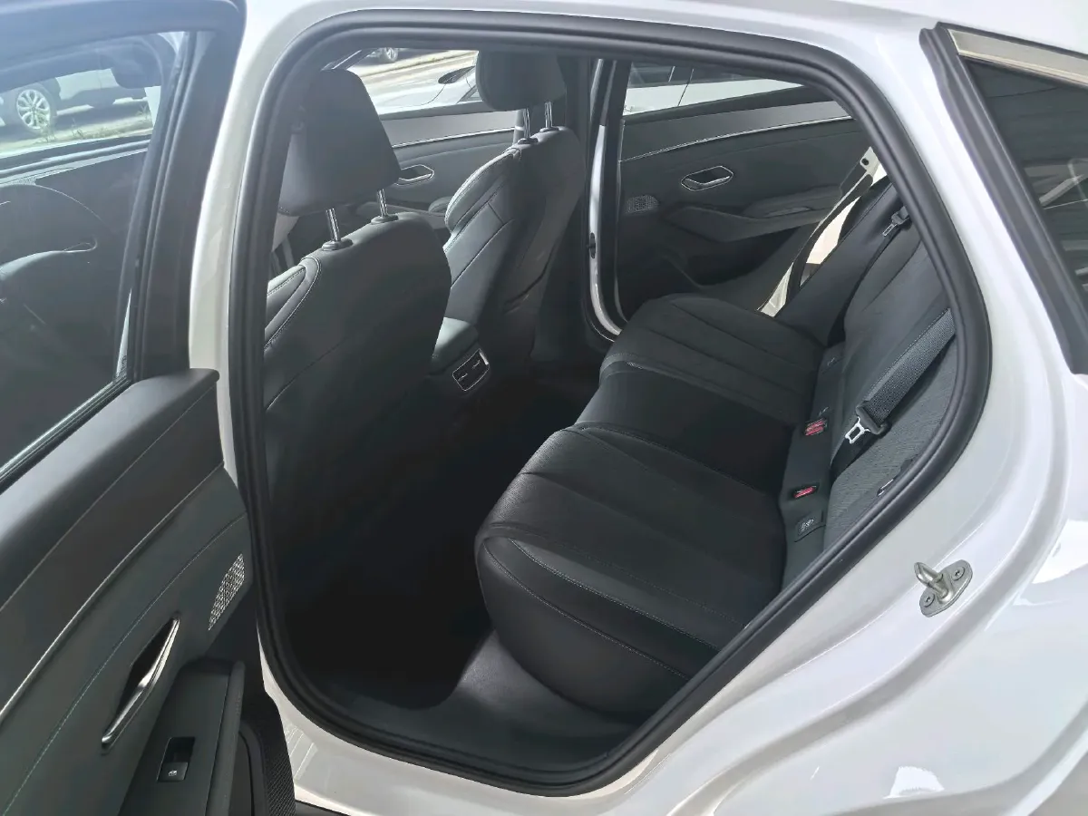 2026 BYD QinL 1.5L 101HP L4 E-CVT PHEV,autocango,china used car exporter,china ev exporter,chinese used car exporter,chinese used ev exporter
