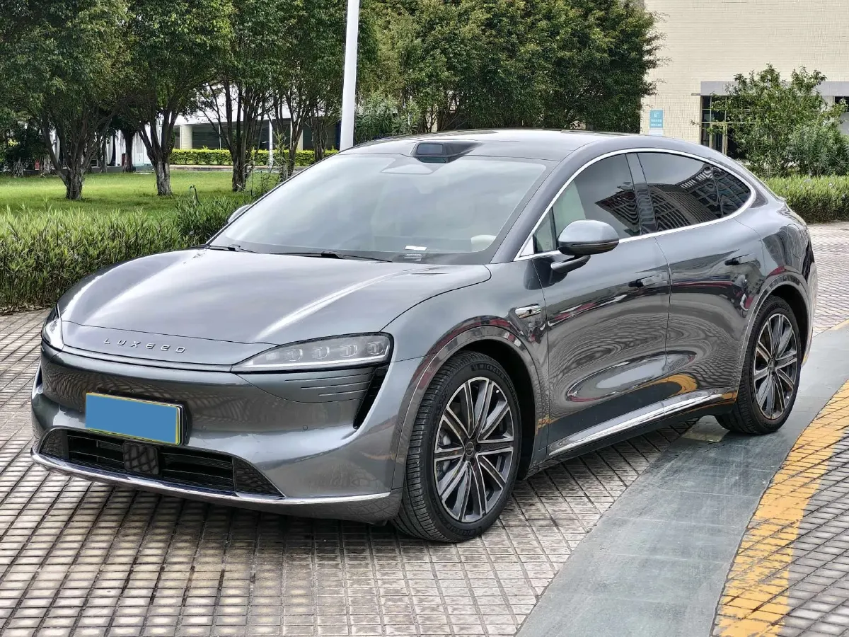 2025 Luxeed R7 REEV 156HP REEV 37KWH,autocango,china used car exporter,china ev exporter,chinese used car exporter,chinese used ev exporter