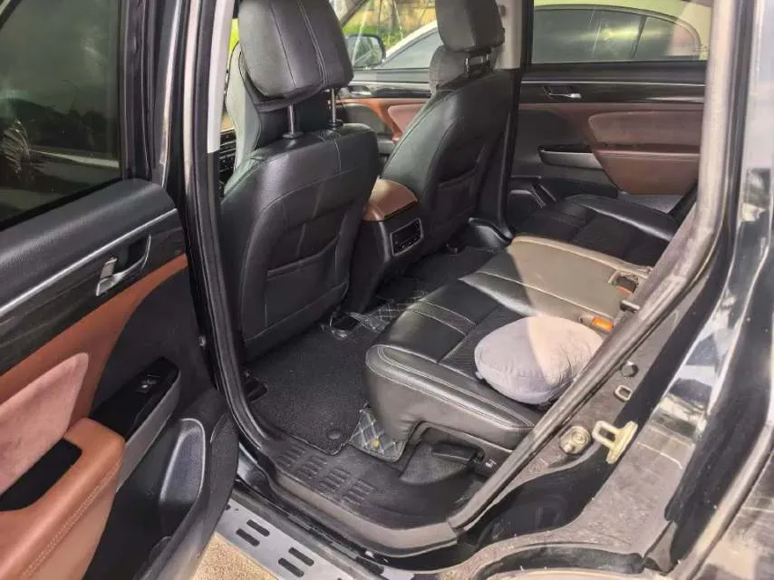 2017 GAC Trumpchi GS8 2.0T 201HP L4 6AT,autocango,china used car exporter,china ev exporter,chinese used car exporter,chinese used ev exporter