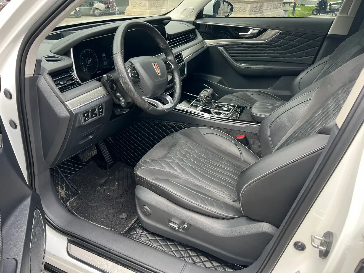 2022 HongQi HS5 2.0T 224HP L4 6AT,autocango,china used car exporter,china ev exporter,chinese used car exporter,chinese used ev exporter