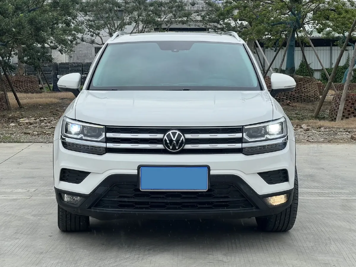 2021 Volkswagen Tharu 1.4T 150HP L4 7DCT,autocango,china used car exporter,china ev exporter,chinese used car exporter,chinese used ev exporter