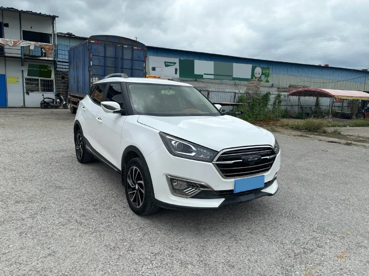 2017 Zotye T300 1.5L 112HP L4 5MT,autocango,china used car exporter,china ev exporter,chinese used car exporter,chinese used ev exporter
