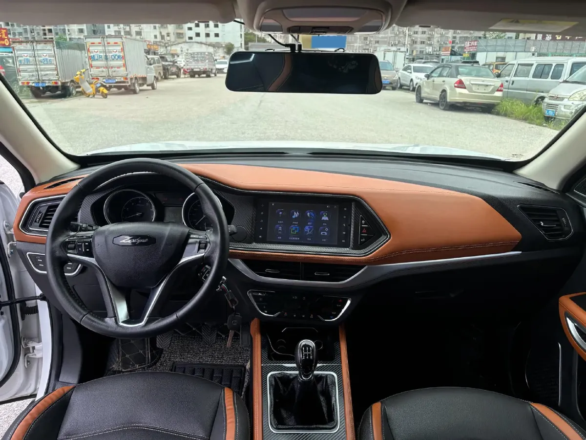 2017 Zotye T300 1.5L 112HP L4 5MT,autocango,china used car exporter,china ev exporter,chinese used car exporter,chinese used ev exporter