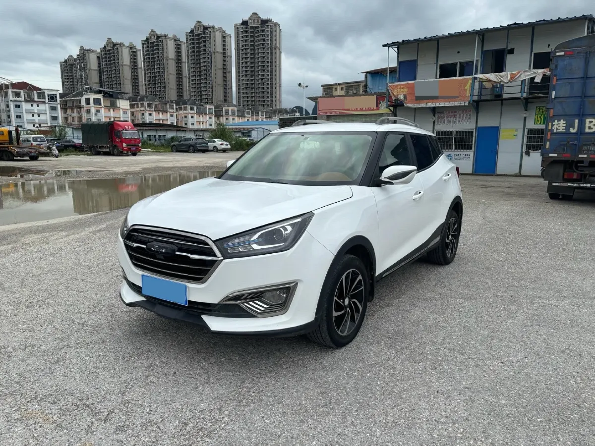 2017 Zotye T300 1.5L 112HP L4 5MT,autocango,china used car exporter,china ev exporter,chinese used car exporter,chinese used ev exporter