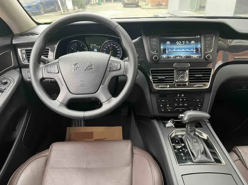 2018 HongQi H7 2.0T 204HP L4 6AT,autocango,china used car exporter,china ev exporter,chinese used car exporter,chinese used ev exporter
