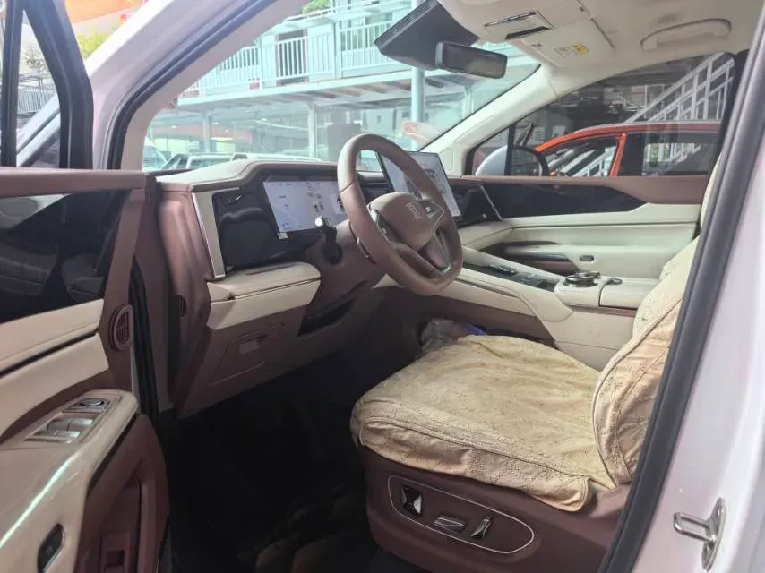 2025 BYD Xia 1.5T 156HP L4 E-CVT PHEV 36.6KWH,autocango,china used car exporter,china ev exporter,chinese used car exporter,chinese used ev exporter