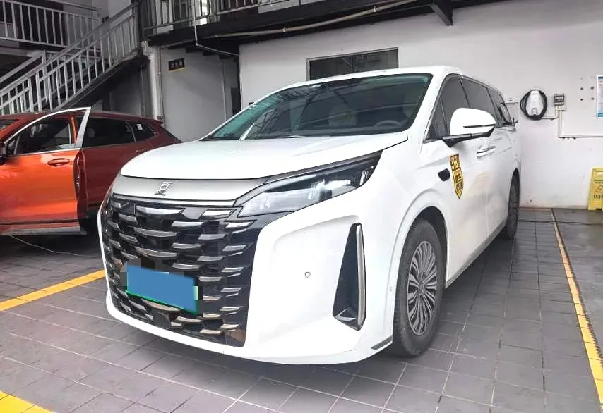 2025 BYD Xia 1.5T 156HP L4 E-CVT PHEV 36.6KWH,autocango,china used car exporter,china ev exporter,chinese used car exporter,chinese used ev exporter