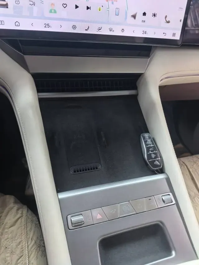 2025 BYD Xia 1.5T 156HP L4 E-CVT PHEV 36.6KWH,autocango,china used car exporter,china ev exporter,chinese used car exporter,chinese used ev exporter