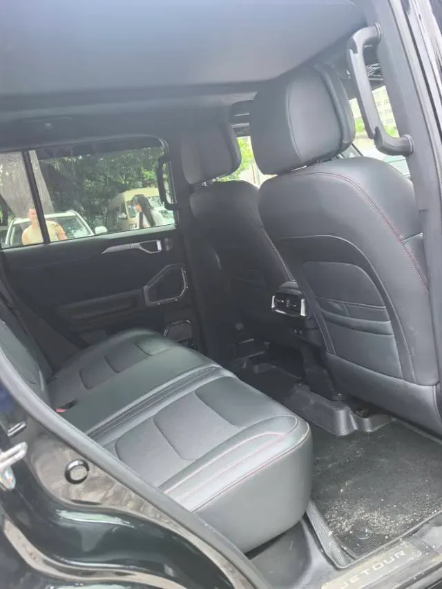 2023 Jetour Traveller 2.0T 254HP L4 7DCT,autocango,china used car exporter,china ev exporter,chinese used car exporter,chinese used ev exporter