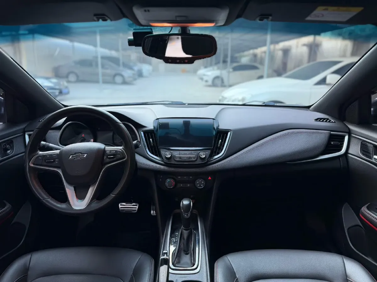 2019 Chevrolet Monza 1.3T 163HP L3 6AT,autocango,china used car exporter,china ev exporter,chinese used car exporter,chinese used ev exporter