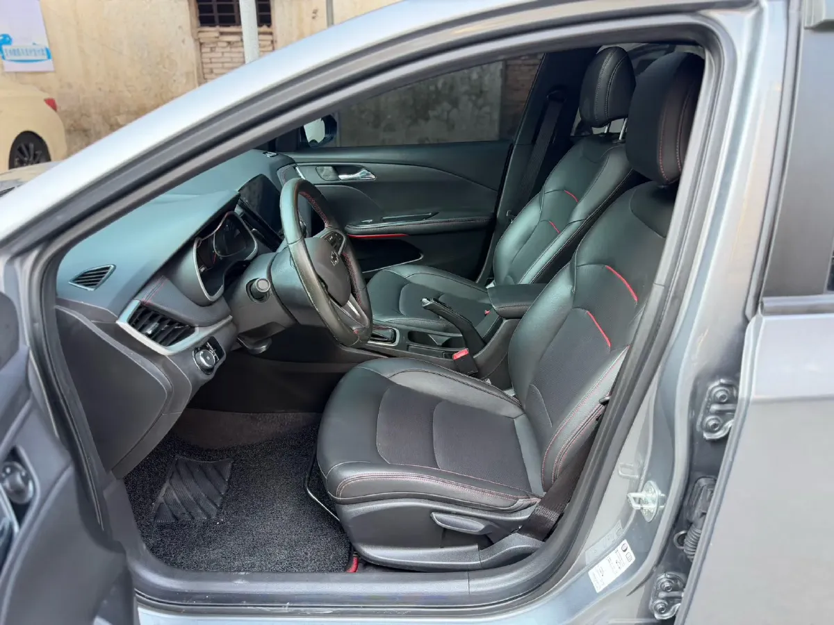 2019 Chevrolet Monza 1.3T 163HP L3 6AT,autocango,china used car exporter,china ev exporter,chinese used car exporter,chinese used ev exporter