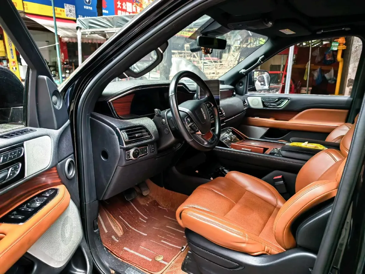 2020 Lincoln Navigator 3.5T 388HP V6 10AT,autocango,china used car exporter,china ev exporter,chinese used car exporter,chinese used ev exporter